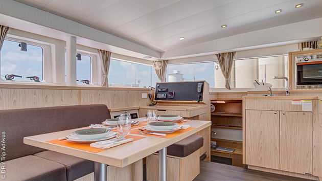 Un catamaran grand luxe pour votre croisière dans les Cyclades