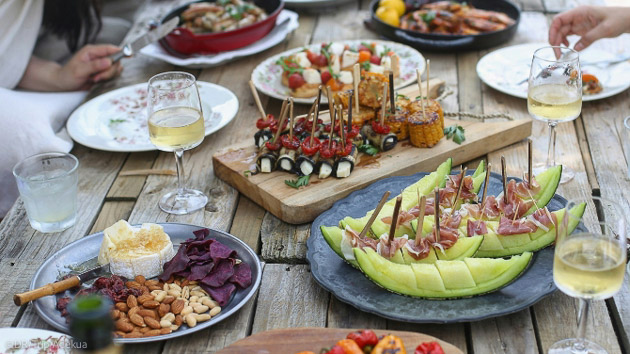 De délicieux repas pendant votre croisière en Méditerranée